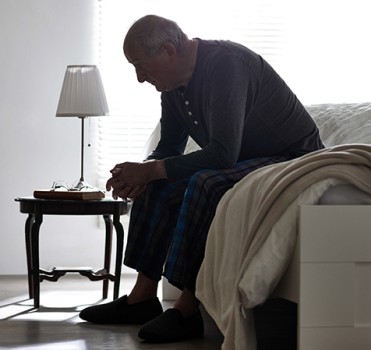 Cognitieve gedragstherapie is voor depressieve ouderen even effectief als antidepressiva.