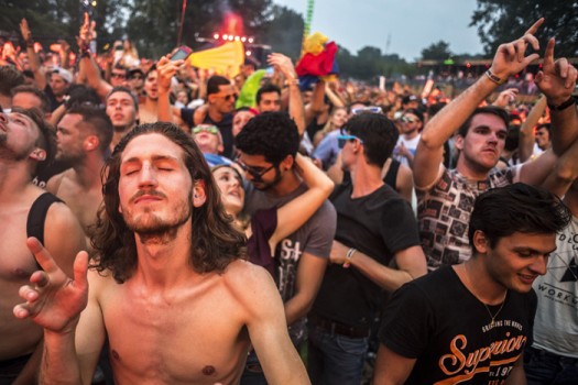 De huisarts kan een grote rol spelen bij het bespreekbaar maken van drugsgebruik en het voorkomen van de nadelige gevolgen ervan.