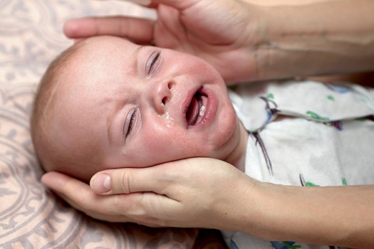 Het is niet efficiënt om bij alle zieke kinderen een CRP-sneltest uit te voeren.