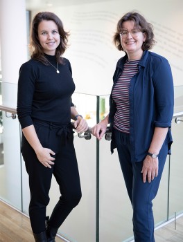  (rechts) is kinderarts in het St. Antonius Ziekenhuis in Utrecht. Zij promoveerde in het voorjaar van 2022 op het onderwerp .